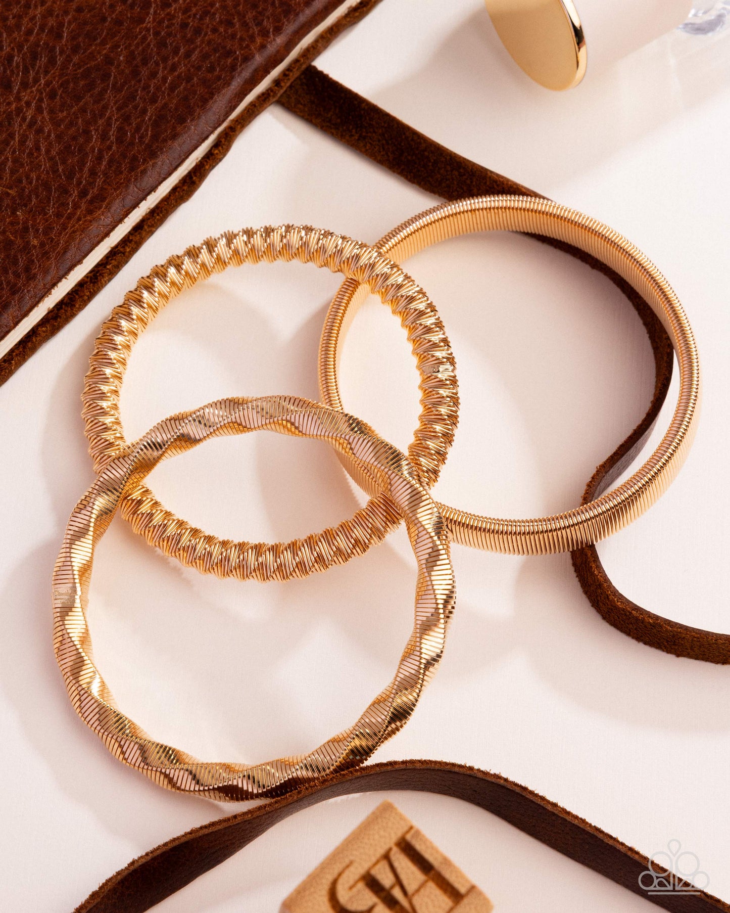 Tailored Texture- gold