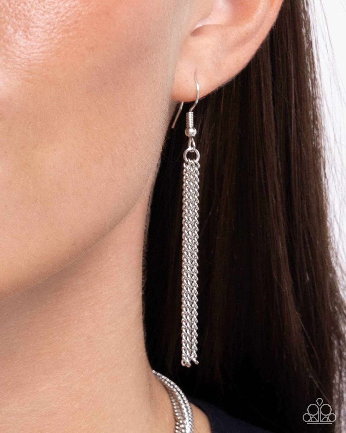 Eager Elegance - White