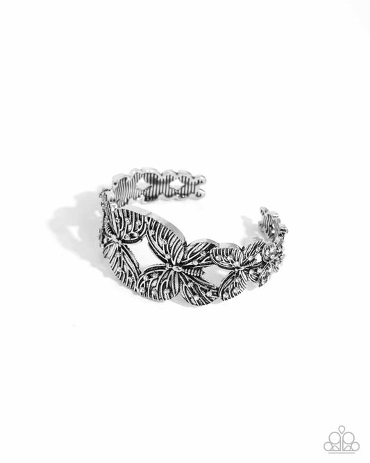 Mariposa Makeover - White
