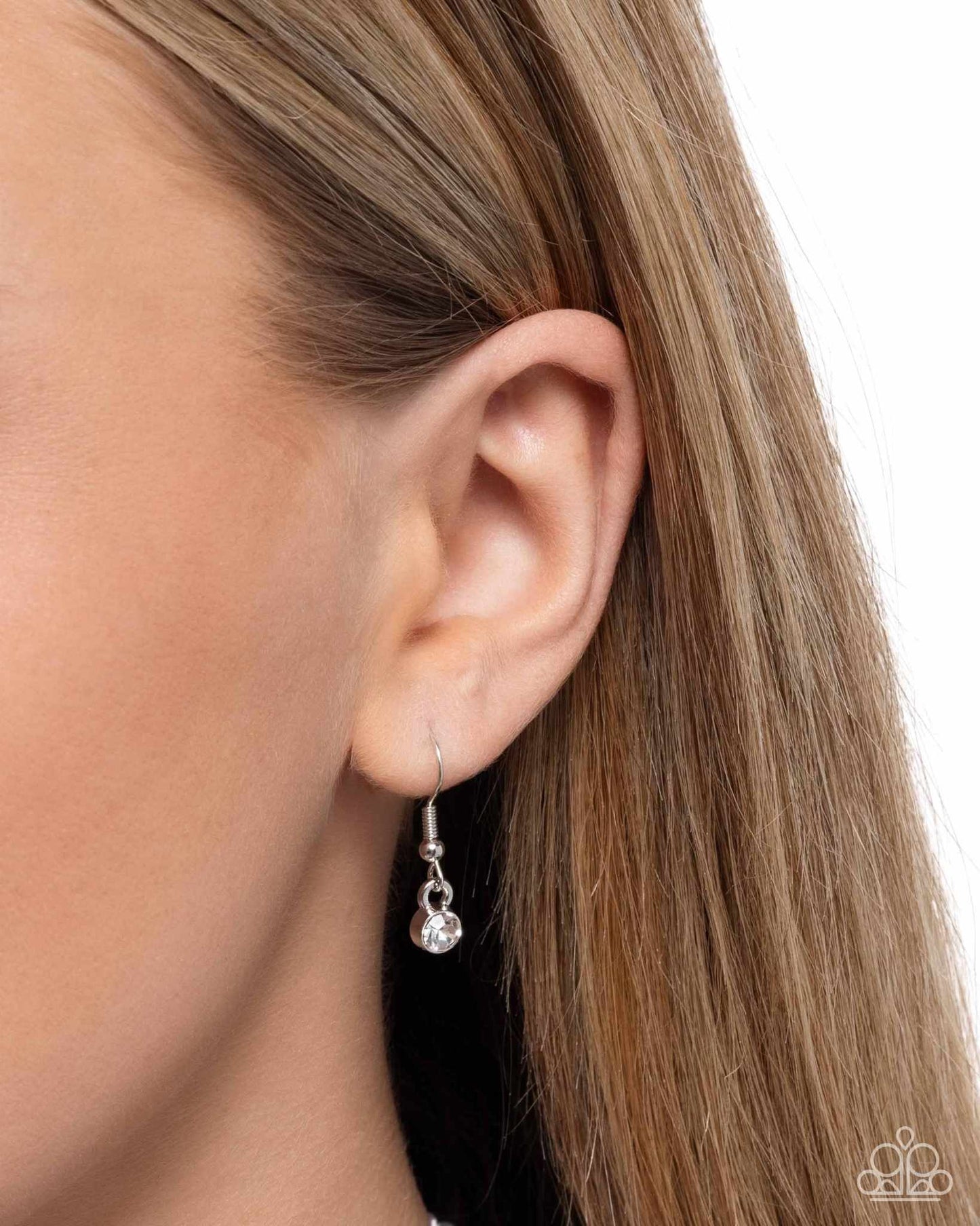 Anchored Allure - White