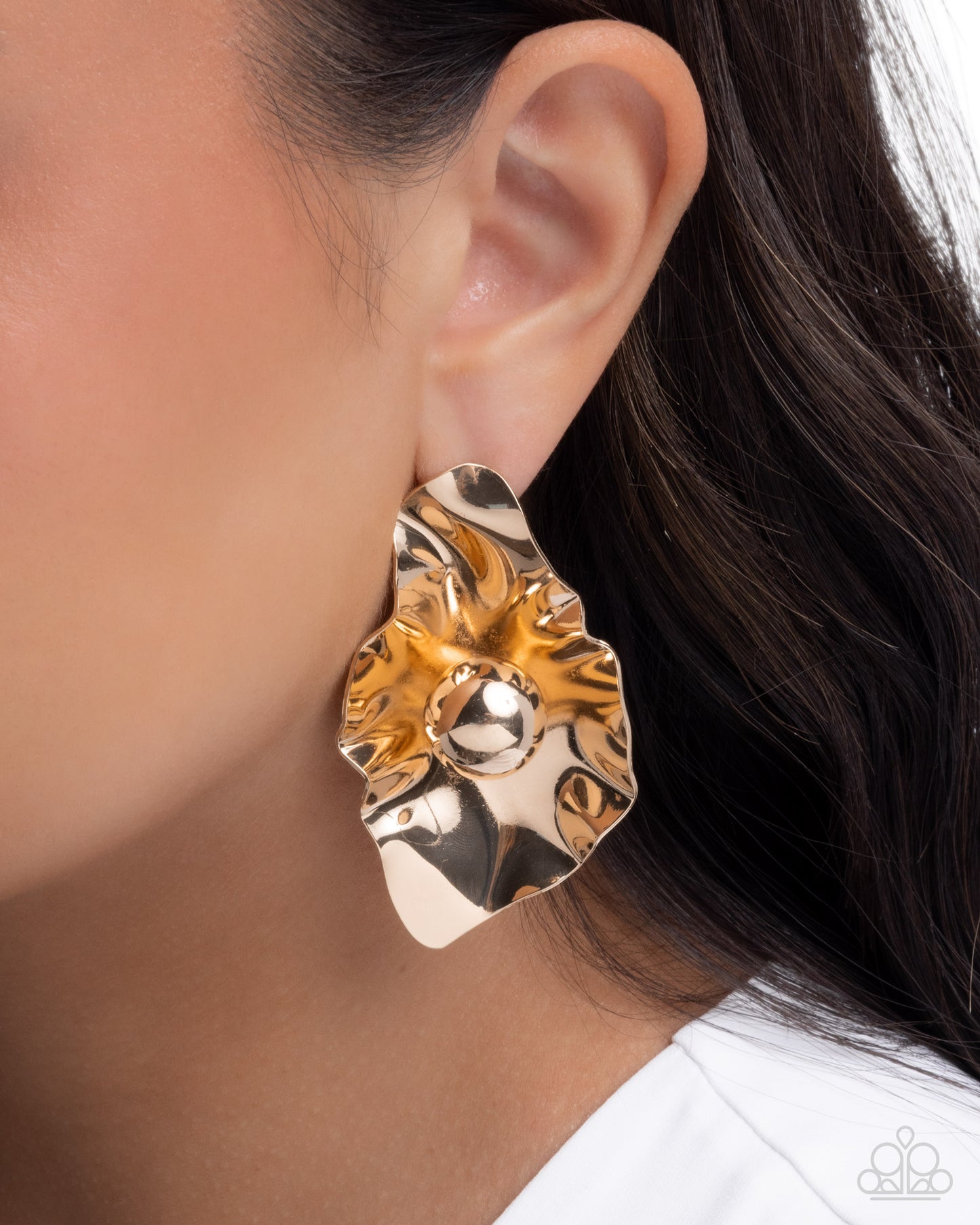 Crinkled Catwalk-Gold