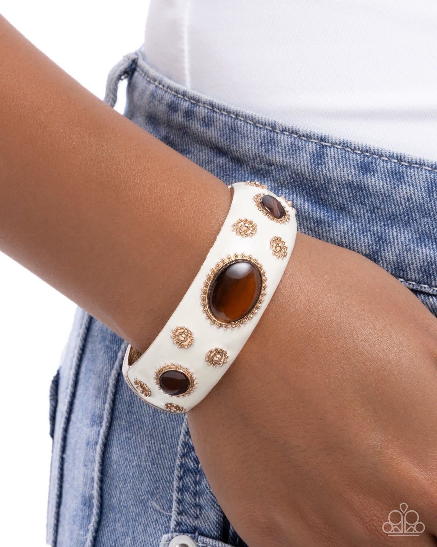 Ornate Occasion-Brown